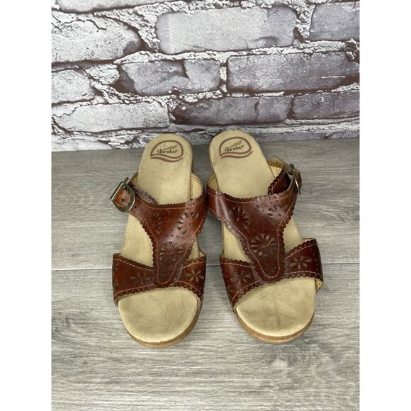 Dansko Sapphire Brown Leather Lacy Cutout Slides Sandals Women’s Sz 39EU/8.5M US - Picture 2 of 16